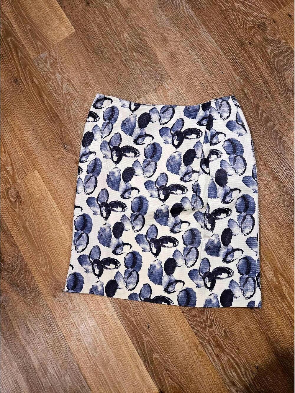 Doncaster Women's Skirt with Blue and White Abstract Pattern